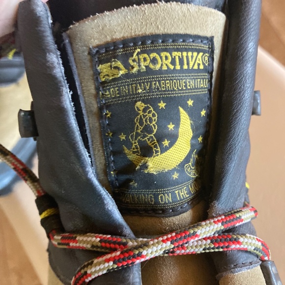 La Sportiva boots - Picture 4 of 7